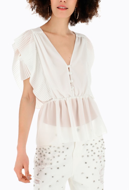 Blusa com manga de folhos e decote em V