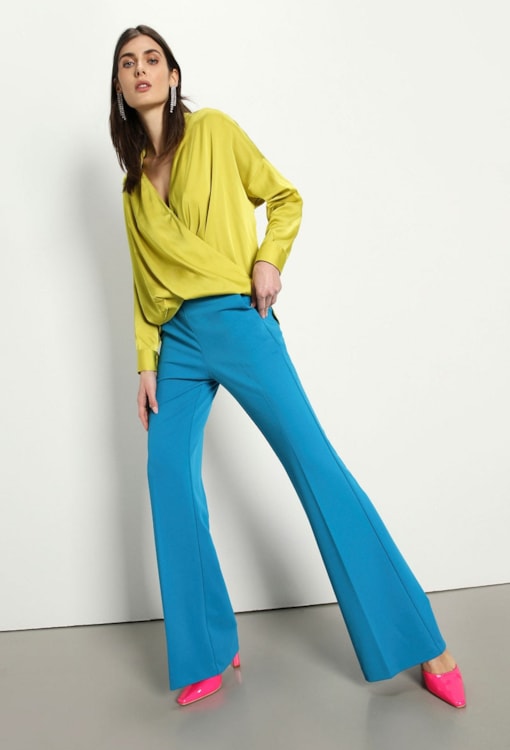 Calças flare